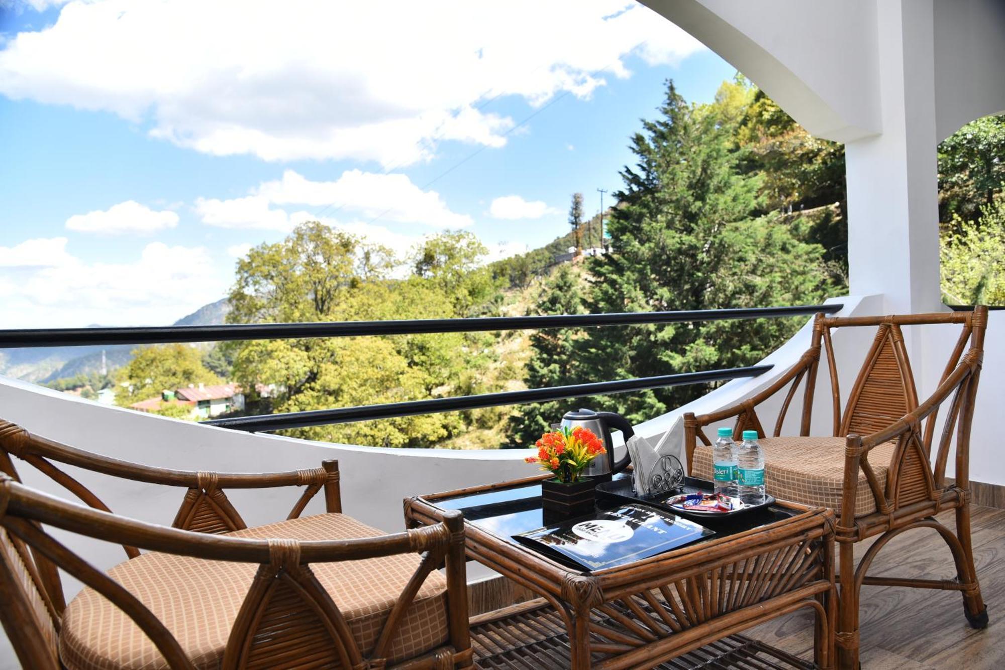Kumaon Roop Resort Near Kainchi Dham Nainital Εξωτερικό φωτογραφία