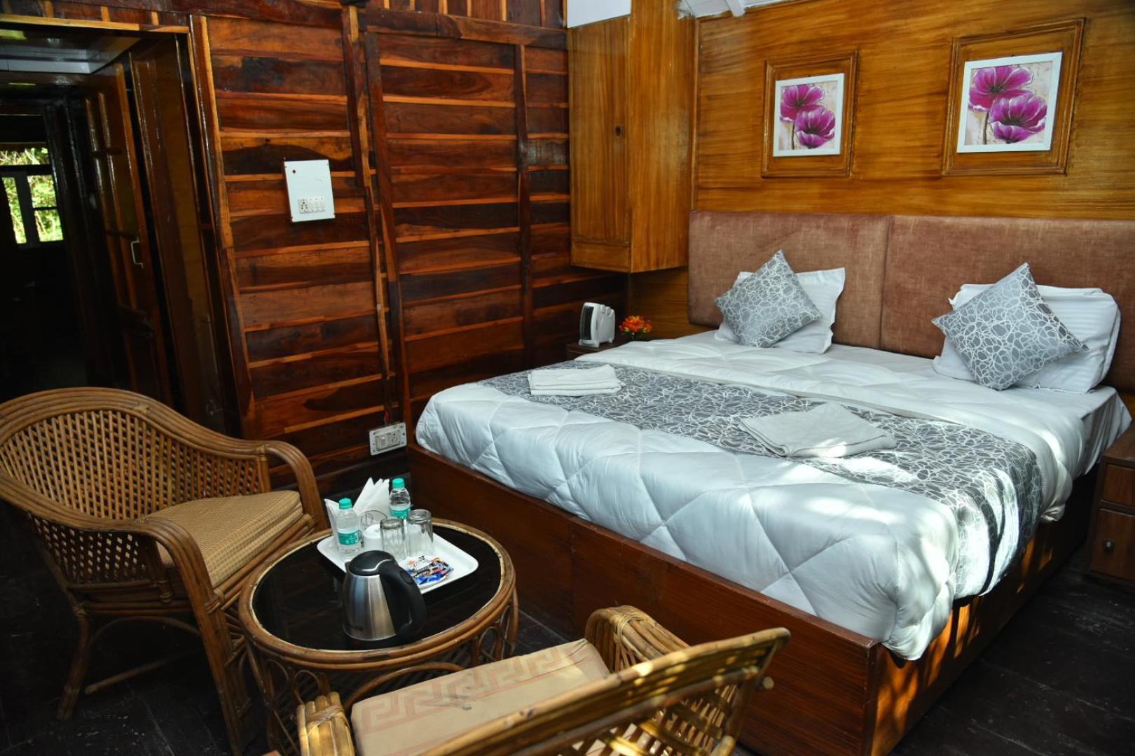 Kumaon Roop Resort Near Kainchi Dham Nainital Εξωτερικό φωτογραφία