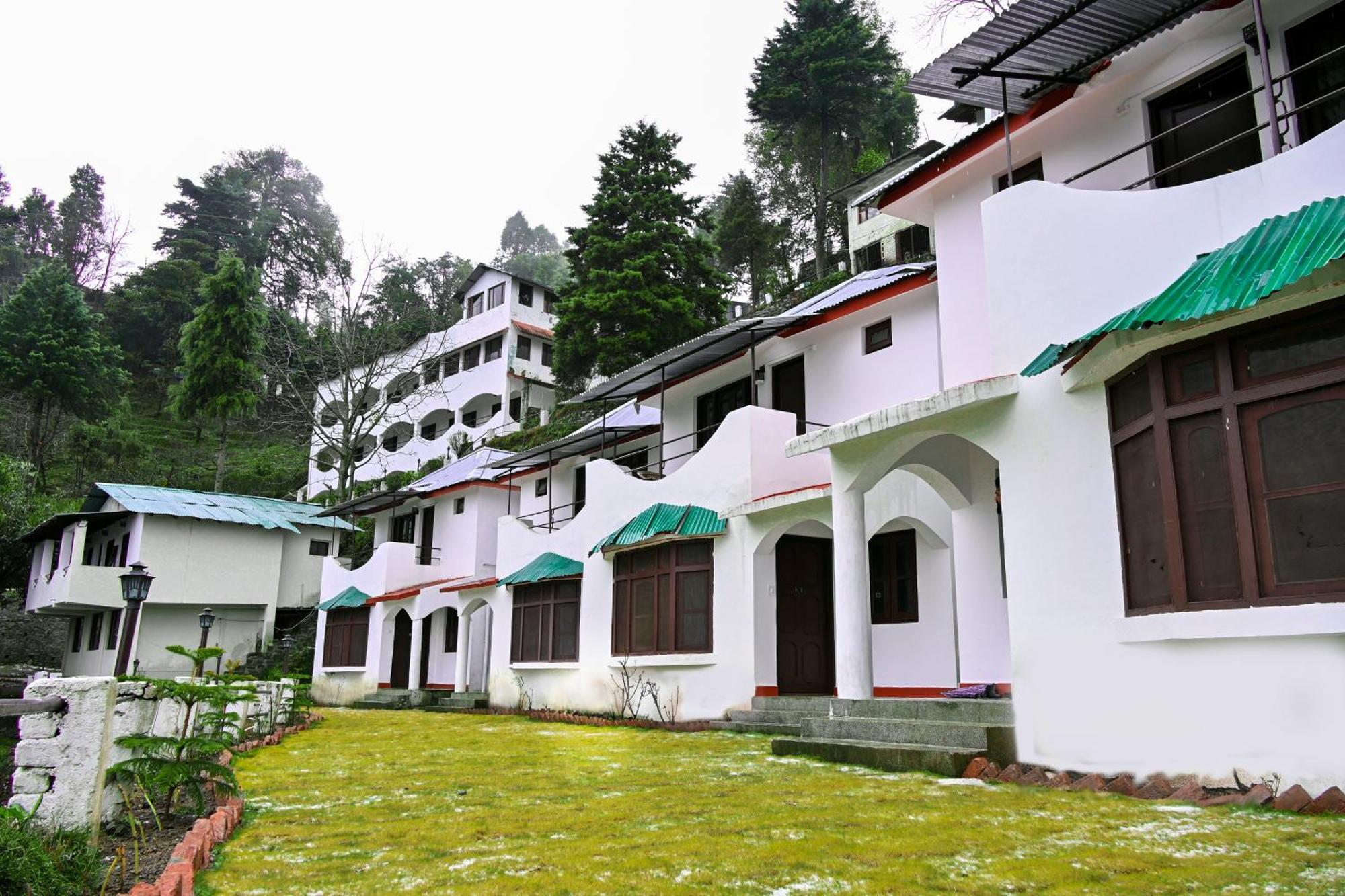 Kumaon Roop Resort Near Kainchi Dham Nainital Εξωτερικό φωτογραφία