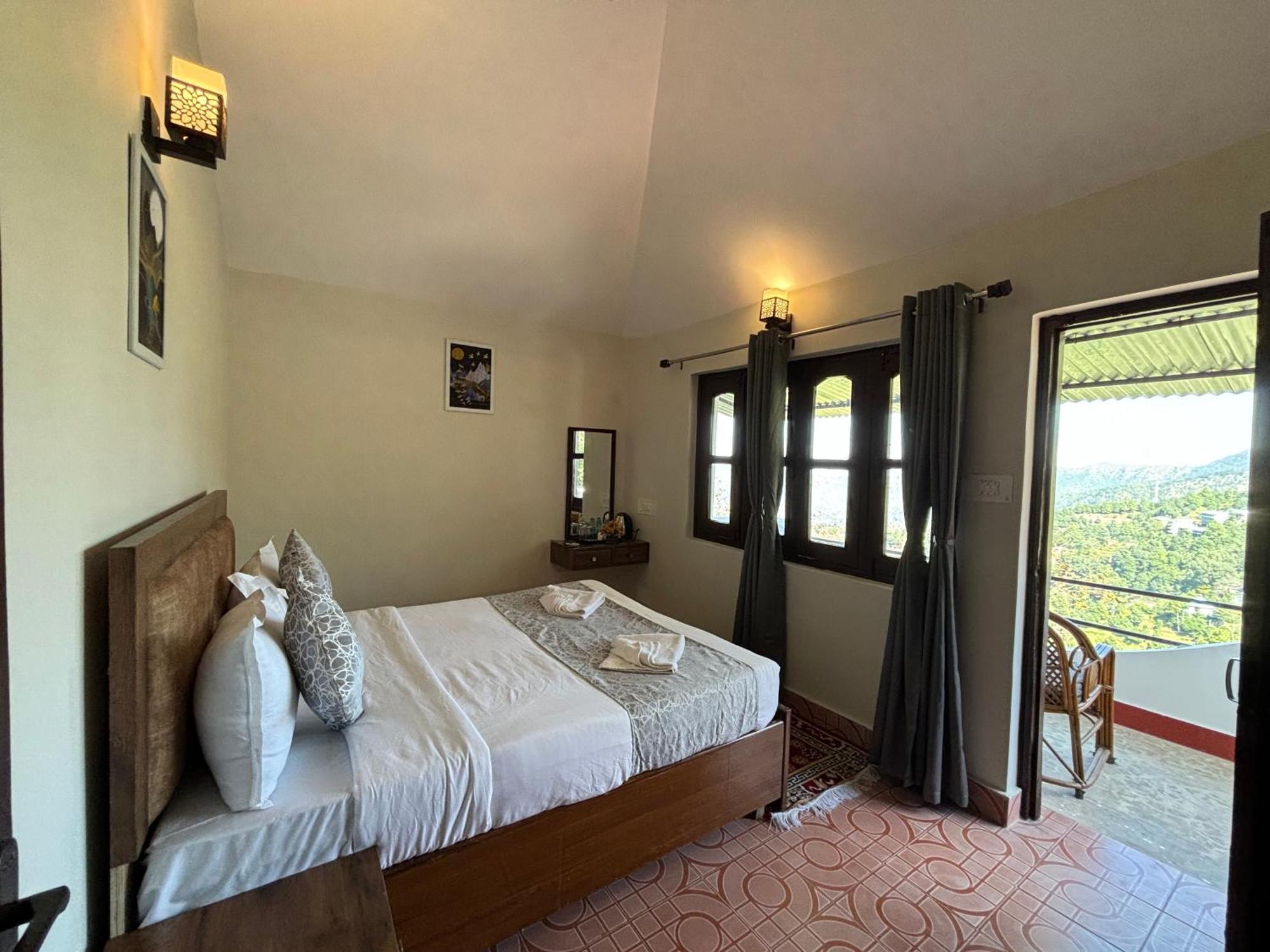 Kumaon Roop Resort Near Kainchi Dham Nainital Εξωτερικό φωτογραφία